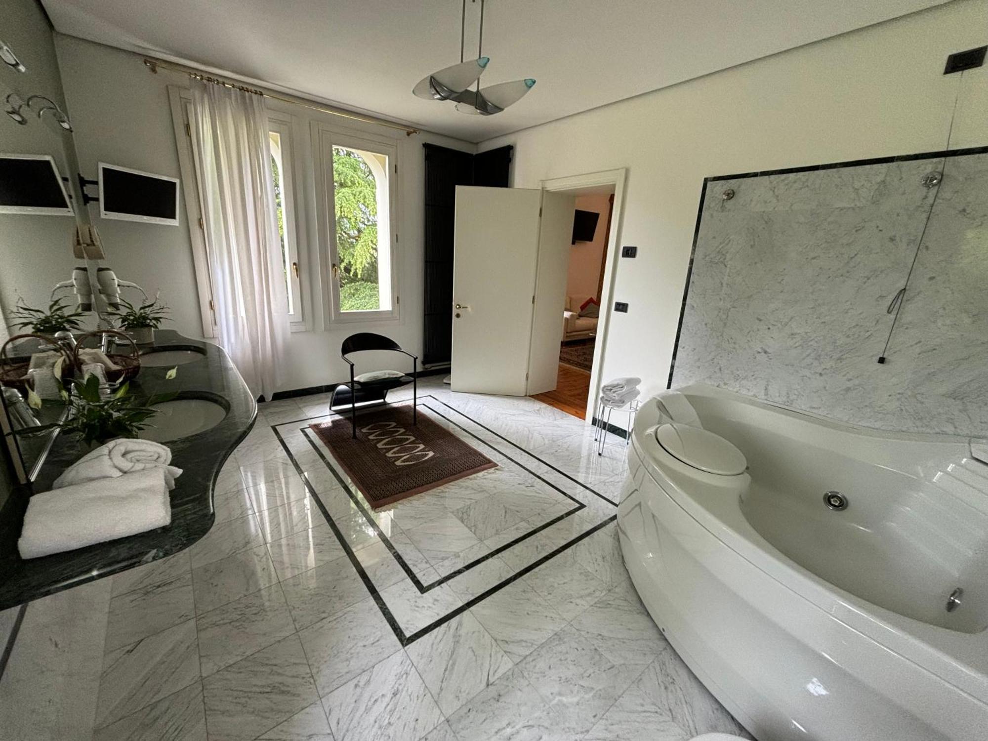 Hotel Villa Ca Damiani Caneva ภายนอก รูปภาพ