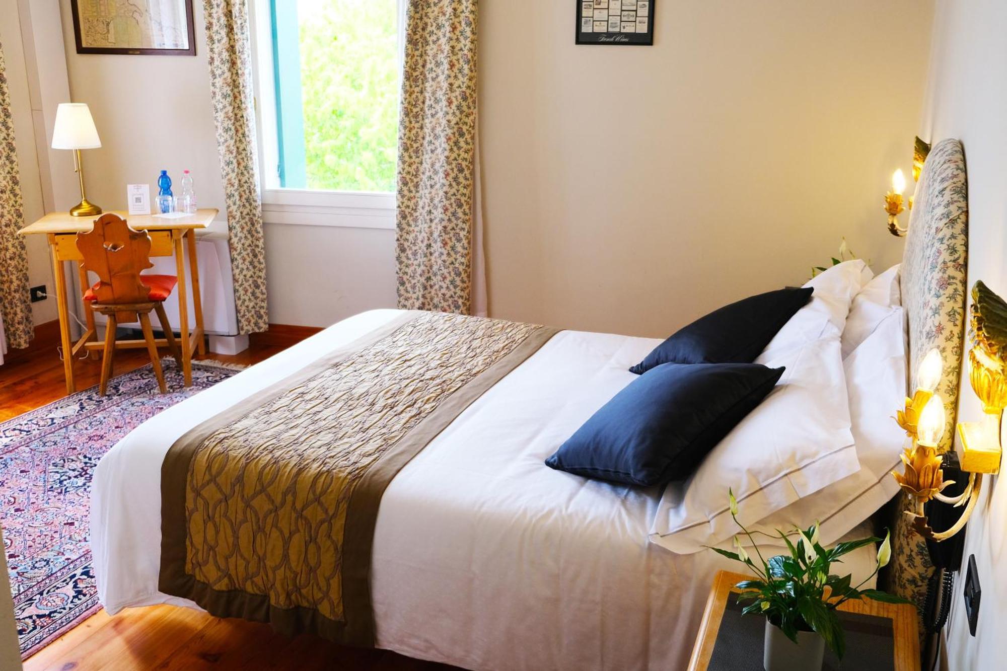 Hotel Villa Ca Damiani Caneva ภายนอก รูปภาพ