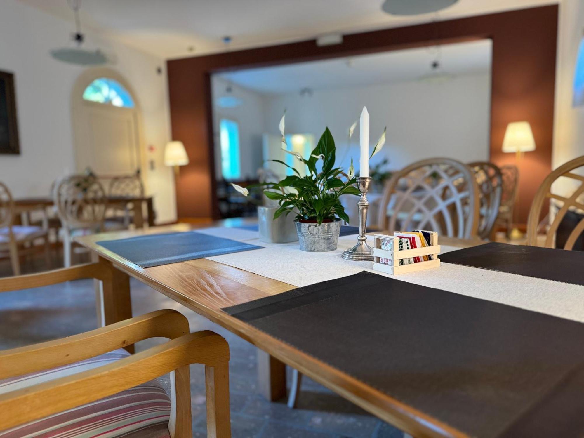 Hotel Villa Ca Damiani Caneva ภายนอก รูปภาพ